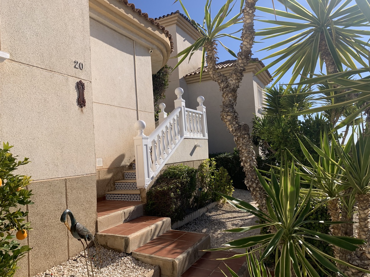 For sale - 3 Bedroom 2 Bathroom Villa in Villamartin, Orihuela Costa -  - Alicante