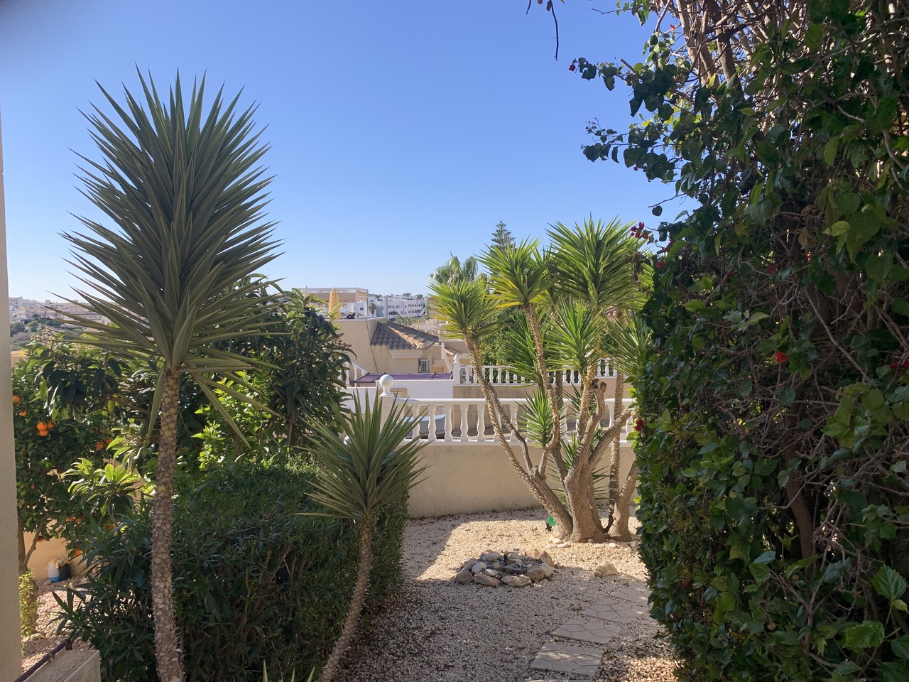 For sale - 3 Bedroom 2 Bathroom Villa in Villamartin, Orihuela Costa -  - Alicante