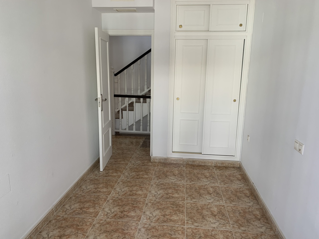 For sale - 2 Bedroom 1 Bathroom Town House in Punta Prima -  - Alicante