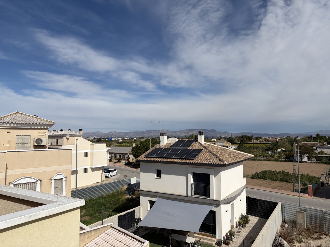 For sale - 3 Bedroom 3 Bathroom Town House in Heredades -  - Alicante