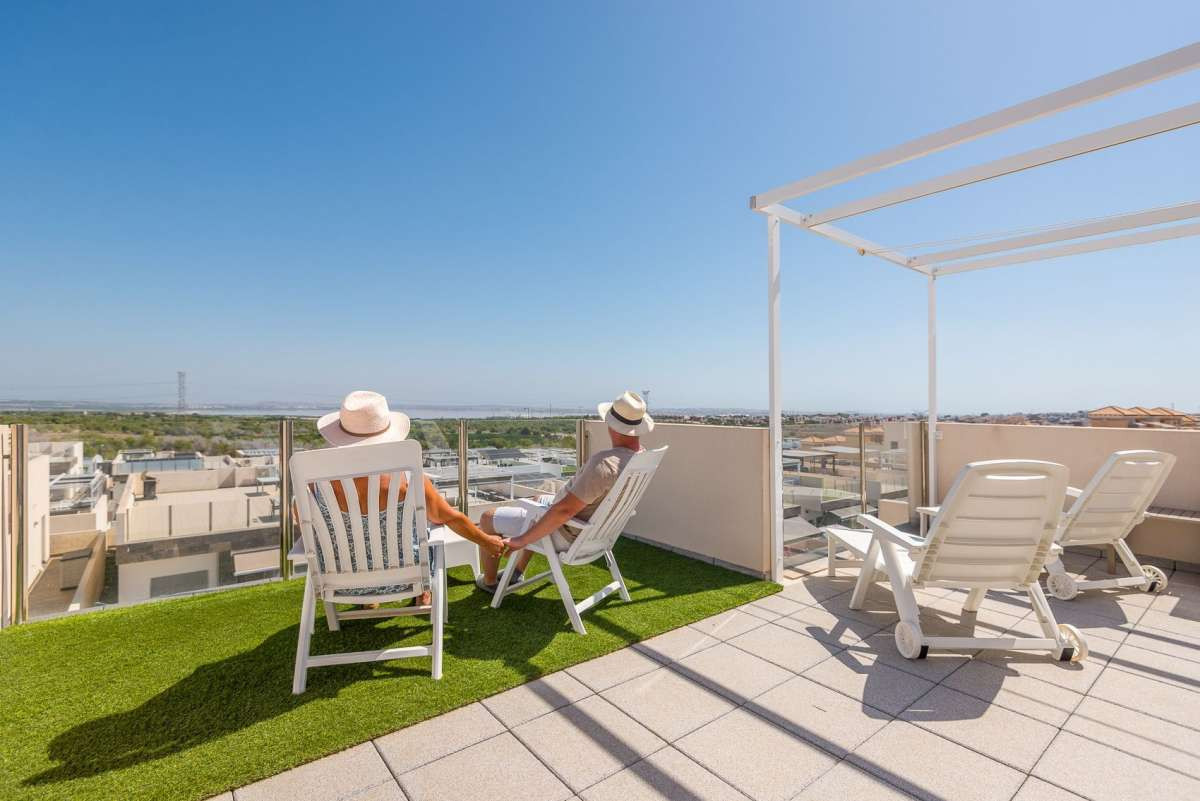 For sale - 3 Bedroom 3 Bathroom House - Detached Villa in Orihuela - Orihuela Costa  - Alicante