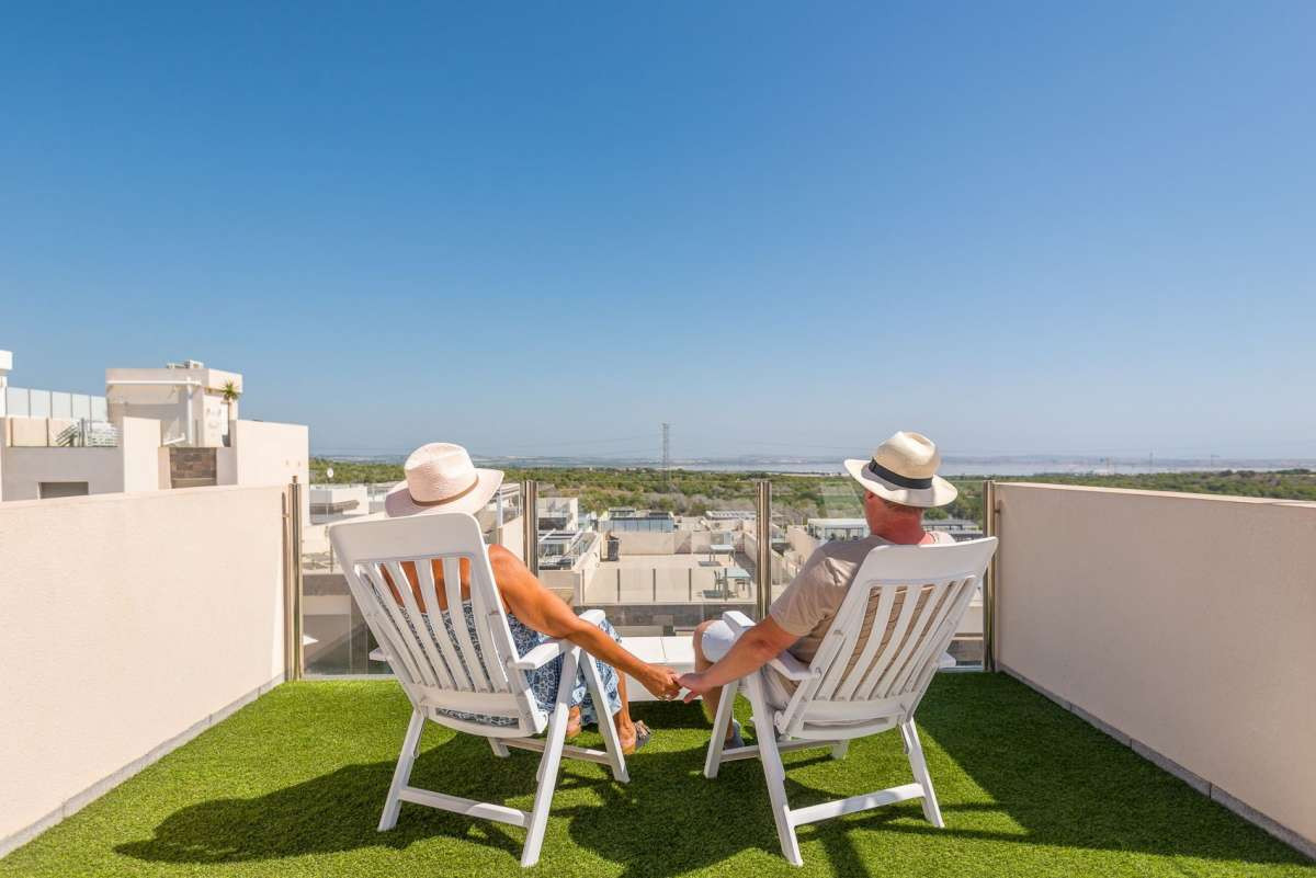 For sale - 3 Bedroom 3 Bathroom House - Detached Villa in Orihuela - Orihuela Costa  - Alicante