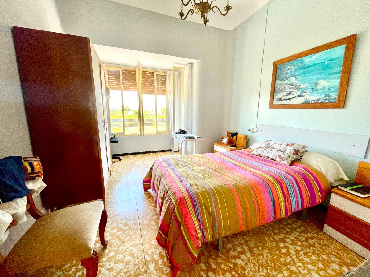 For sale - 4 Bedroom 2 Bathroom House - Townhouse in Almoradi - Almoradi Centro  - Alicante