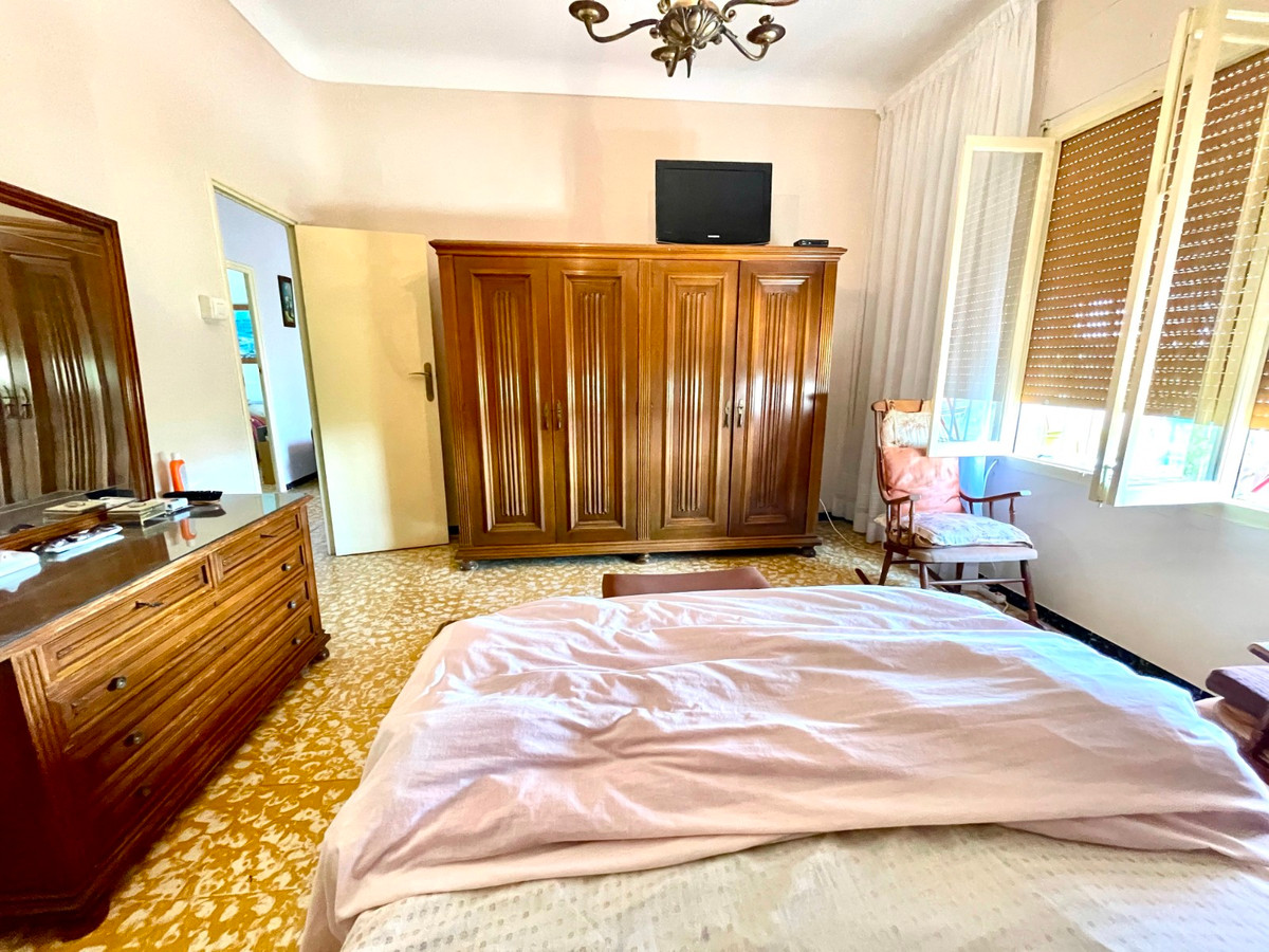 For sale - 4 Bedroom 2 Bathroom House - Townhouse in Almoradi - Almoradi Centro  - Alicante