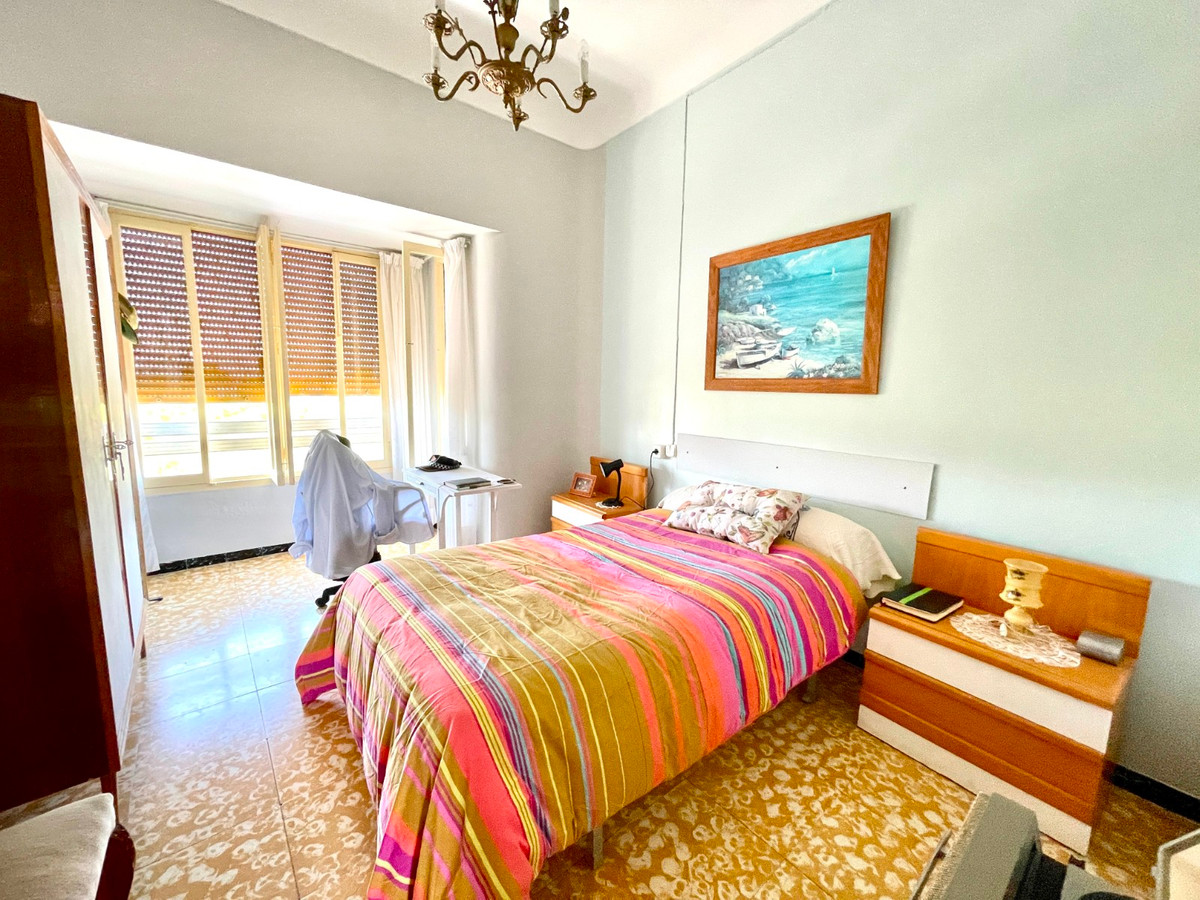 For sale - 4 Bedroom 2 Bathroom House - Townhouse in Almoradi - Almoradi Centro  - Alicante