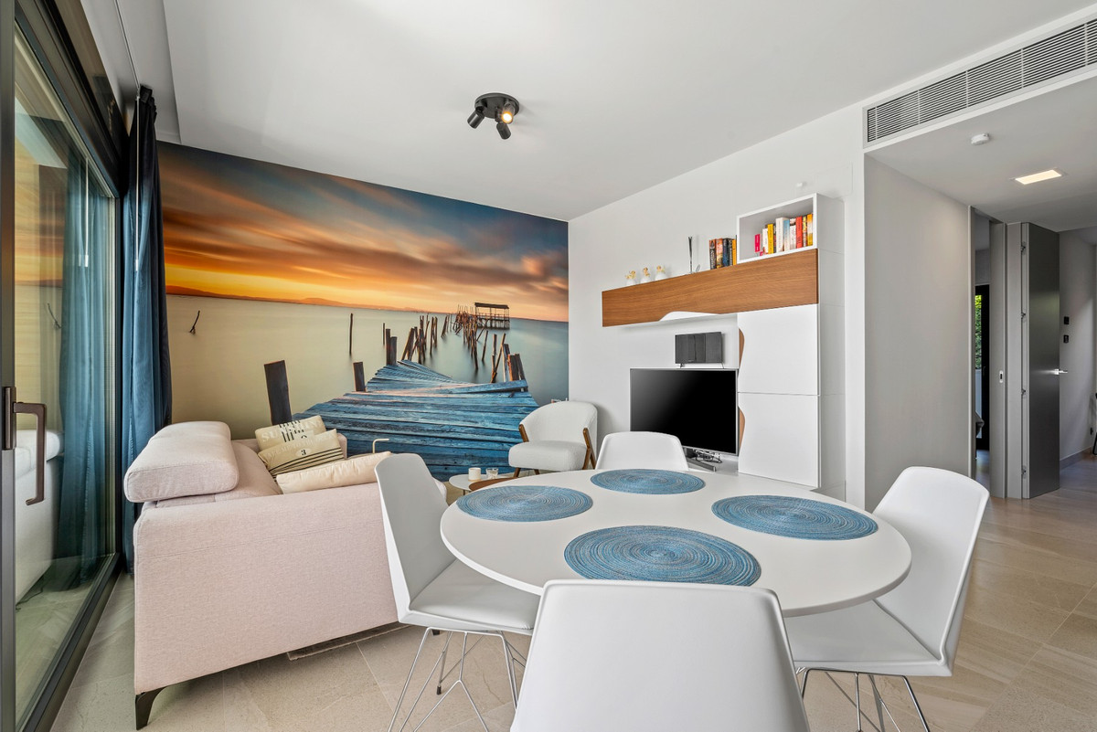 For sale - 2 Bedroom 2 Bathroom Apartment - Ground Floor Apartment in Orihuela - Villamartin  - Alicante