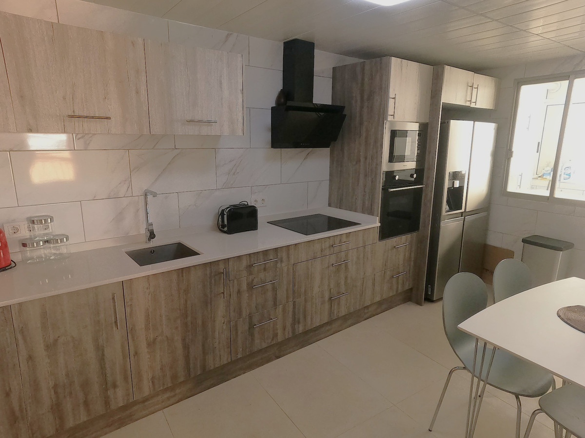 For sale - 2 Bedroom 1 Bathroom Apartment - Top Floor Apartment in Algorfa - Algorfa Centro  - Alicante