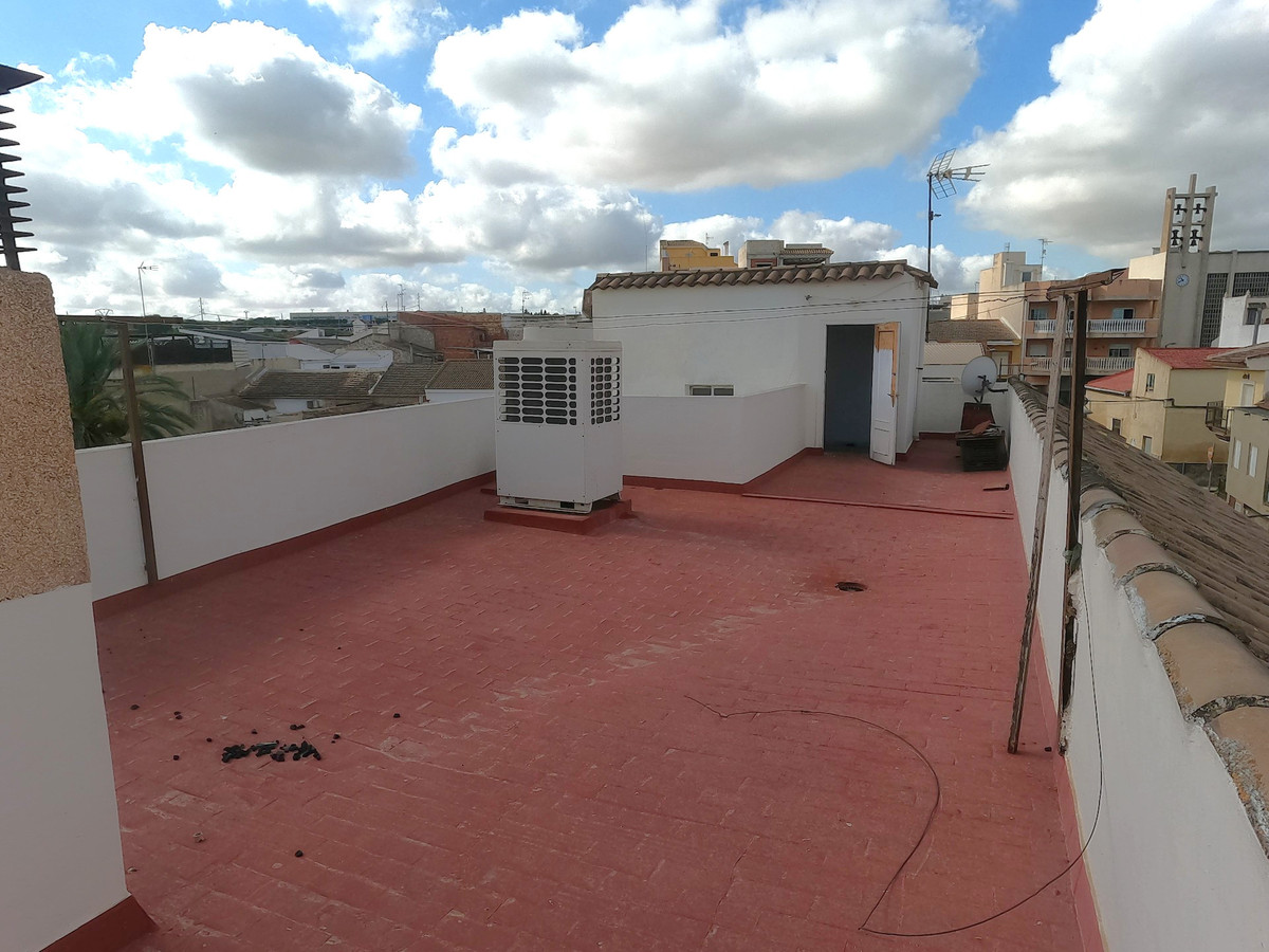For sale - 2 Bedroom 1 Bathroom Apartment - Top Floor Apartment in Algorfa - Algorfa Centro  - Alicante