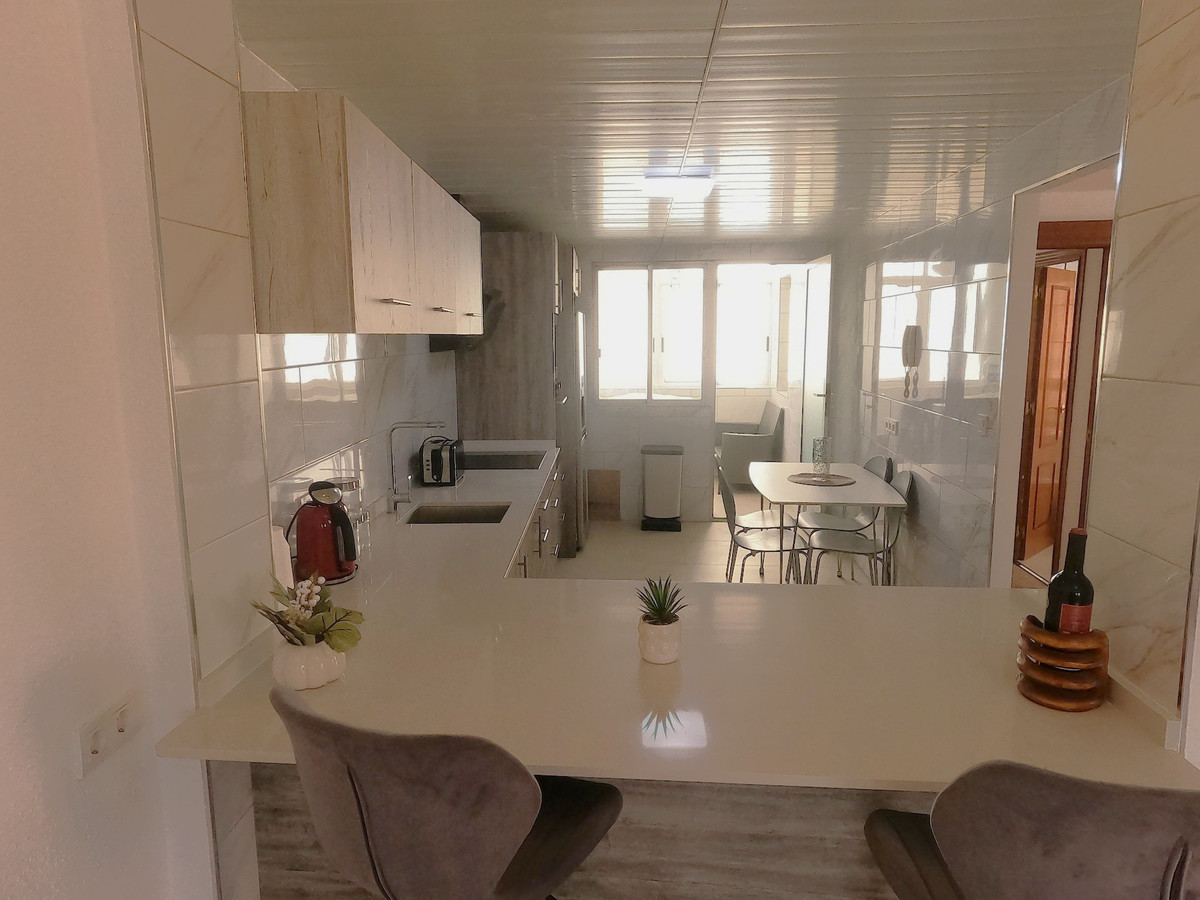 For sale - 2 Bedroom 1 Bathroom Apartment - Top Floor Apartment in Algorfa - Algorfa Centro  - Alicante