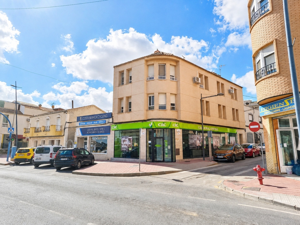 2 Bedroom 1 Bathroom Apartment - Top Floor Apartment in Algorfa