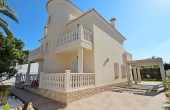 76-R5456272/79502, 5 Bedroom 5 Bathroom House - Detached Villa in Orihuela