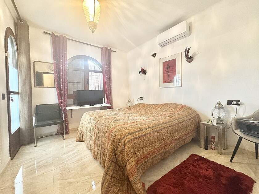 For sale - 4 Bedroom 2 Bathroom House - Detached Villa in Orihuela - Villamartin  - Alicante