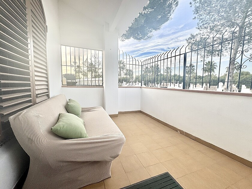 For sale - 4 Bedroom 2 Bathroom House - Detached Villa in Orihuela - Villamartin  - Alicante