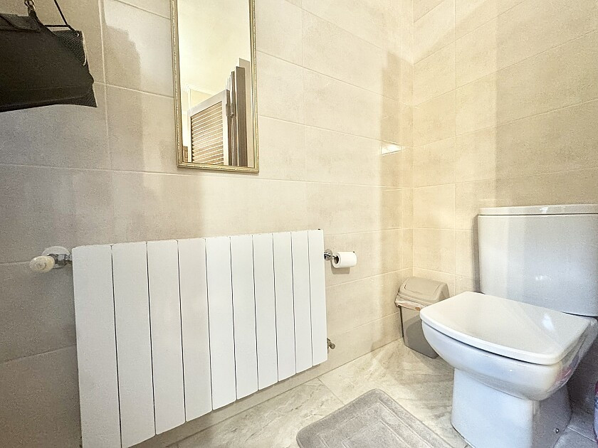 For sale - 4 Bedroom 2 Bathroom House - Detached Villa in Orihuela - Villamartin  - Alicante