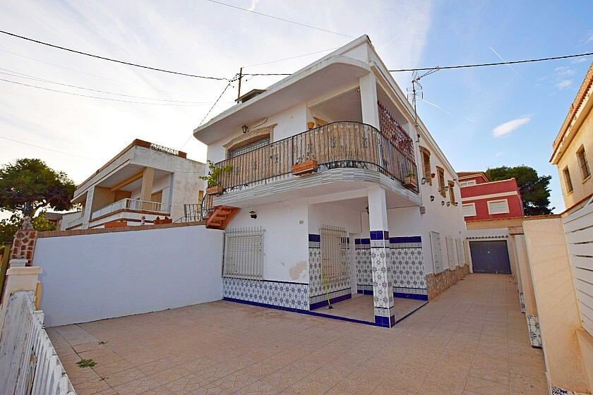For sale - 5 Bedroom 1 Bathroom Apartment - Ground Floor Apartment in Pilar de la Horadada - Torre de la Horadada  - Alicante