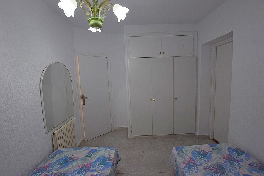 For sale - 6 Bedroom 3 Bathroom House - Detached Villa in Orihuela - Orihuela Costa  - Alicante