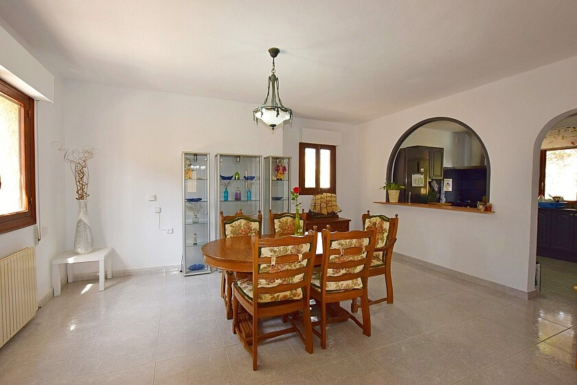 For sale - 6 Bedroom 3 Bathroom House - Detached Villa in Orihuela - Orihuela Costa  - Alicante