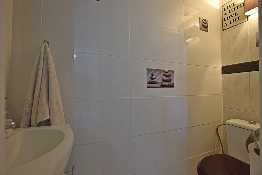 For sale - 6 Bedroom 3 Bathroom House - Detached Villa in Orihuela - Orihuela Costa  - Alicante
