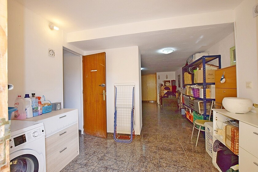 For sale - 6 Bedroom 3 Bathroom House - Detached Villa in Orihuela - Orihuela Costa  - Alicante