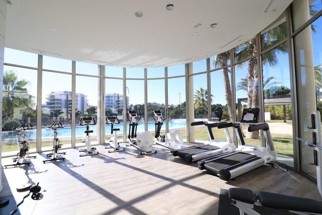 For sale - 3 Bedroom 2 Bathroom Apartment - Middle Floor Apartment in Orihuela - Villamartin  - Alicante