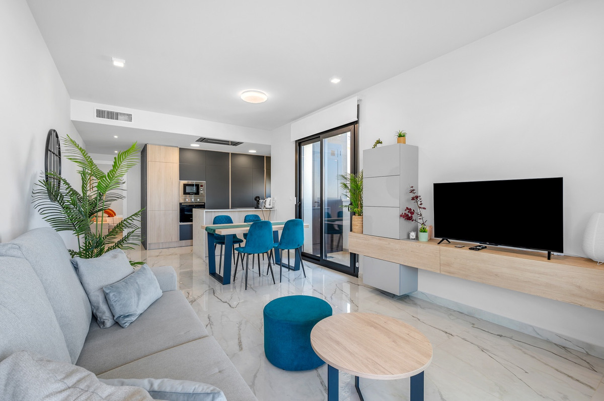 For sale - 2 Bedroom 2 Bathroom Apartment - Middle Floor Apartment in Orihuela - Playa Flamenca  - Alicante