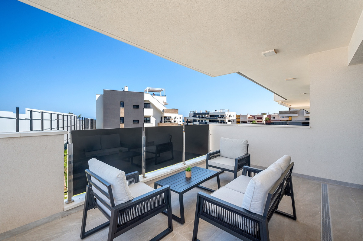 For sale - 2 Bedroom 2 Bathroom Apartment - Middle Floor Apartment in Orihuela - Playa Flamenca  - Alicante