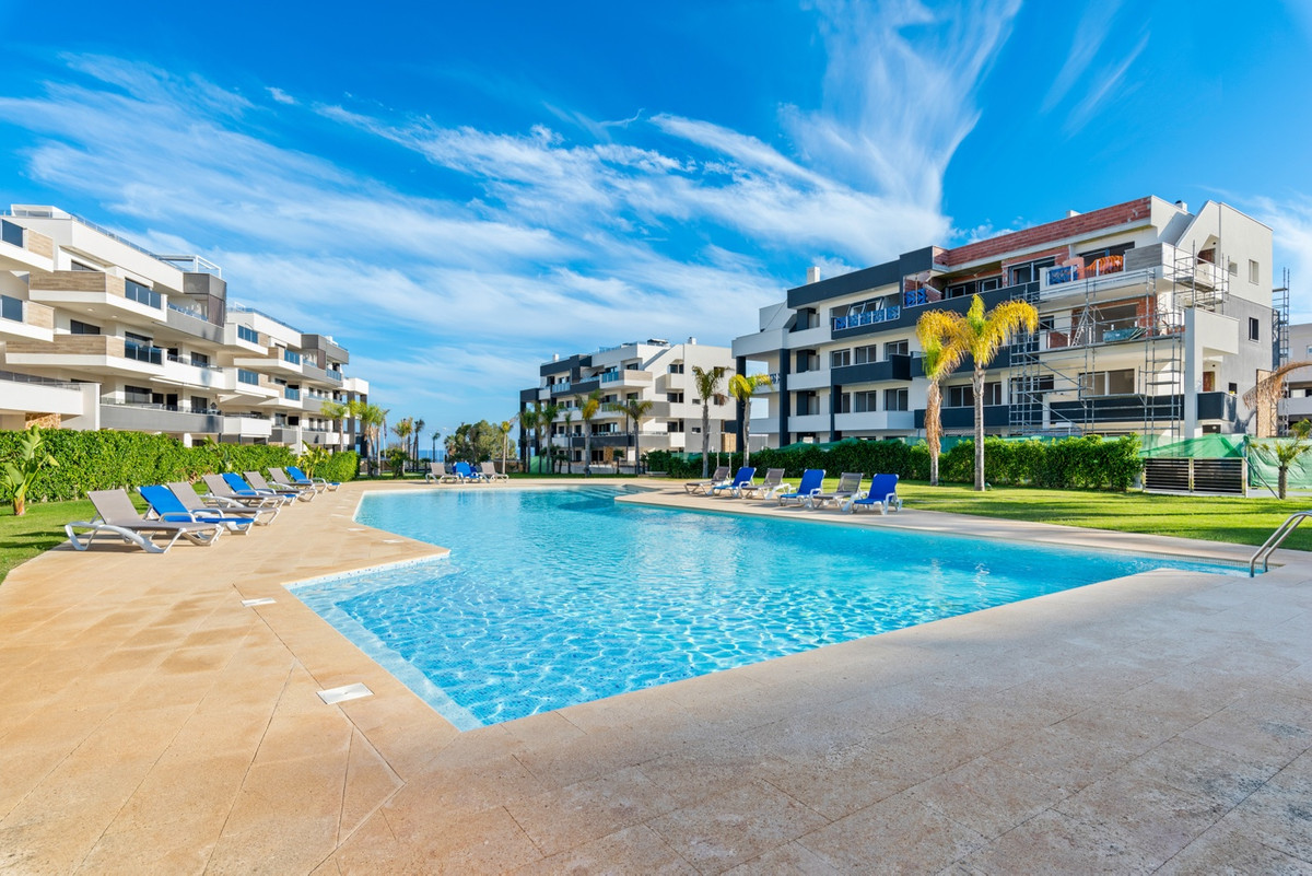 For sale - 2 Bedroom 2 Bathroom Apartment - Middle Floor Apartment in Orihuela - Playa Flamenca  - Alicante