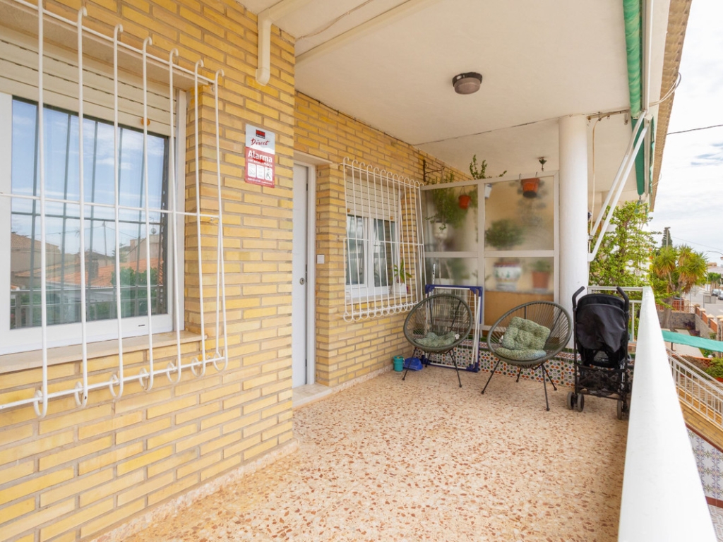 3 Bedroom 1 Bathroom Apartment - Middle Floor Apartment in Pilar de la Horadada