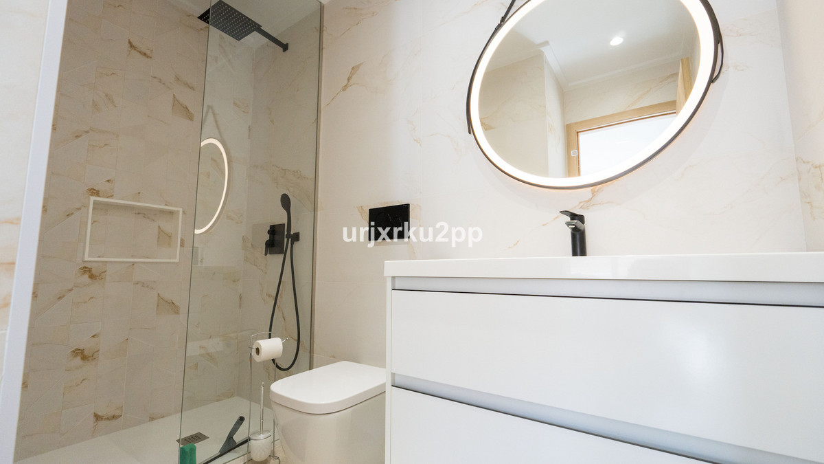For sale - 3 Bedroom 2 Bathroom Apartment - Penthouse in Guardamar del Segura - Guardamar del Segura Centro  - Alicante