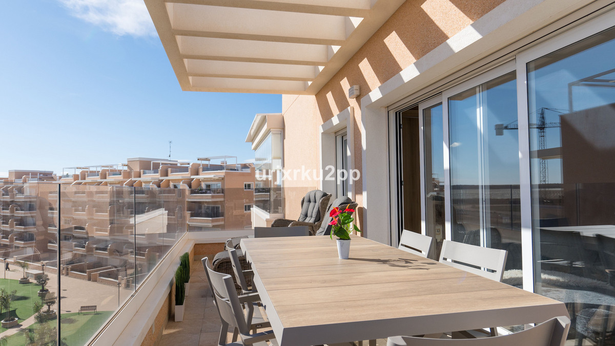 For sale - 3 Bedroom 2 Bathroom Apartment - Penthouse in Guardamar del Segura - Guardamar del Segura Centro  - Alicante