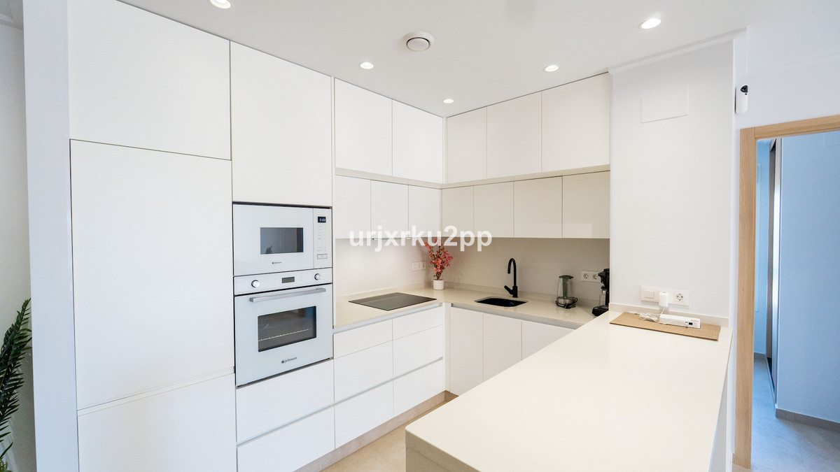 For sale - 3 Bedroom 2 Bathroom Apartment - Penthouse in Guardamar del Segura - Guardamar del Segura Centro  - Alicante