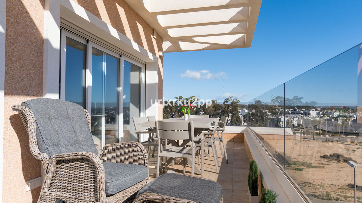 For sale - 3 Bedroom 2 Bathroom Apartment - Penthouse in Guardamar del Segura - Guardamar del Segura Centro  - Alicante