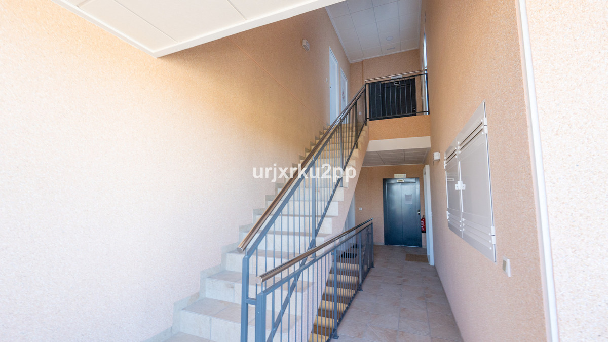 For sale - 3 Bedroom 2 Bathroom Apartment - Penthouse in Guardamar del Segura - Guardamar del Segura Centro  - Alicante