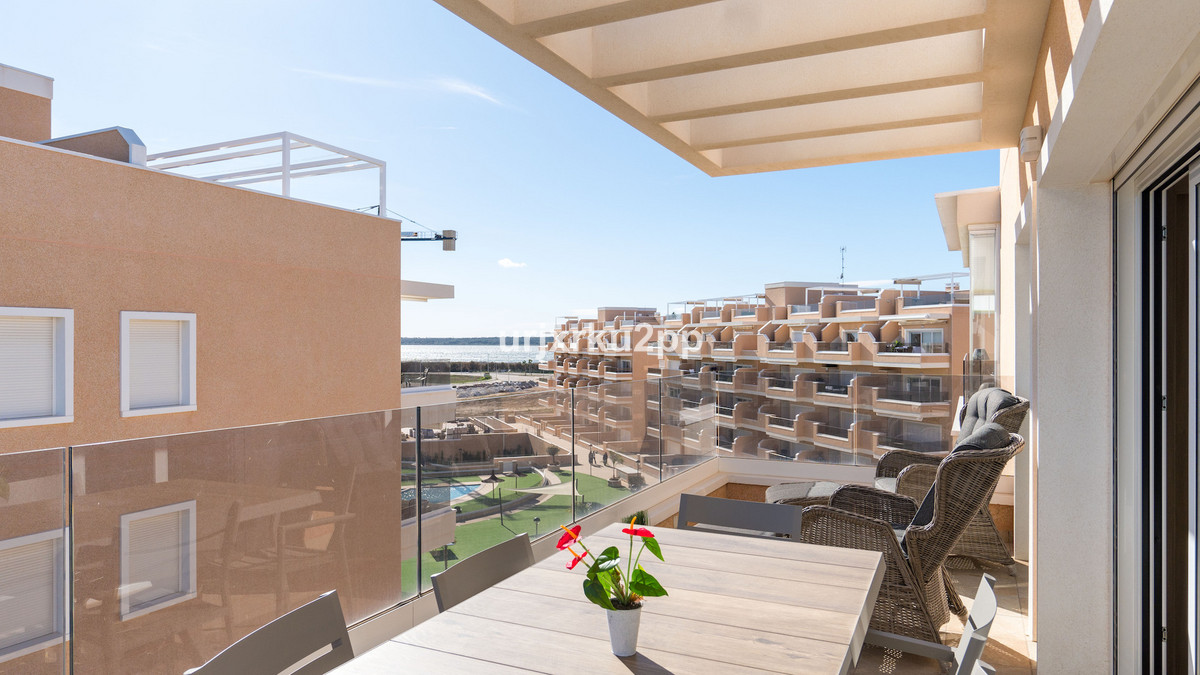 For sale - 3 Bedroom 2 Bathroom Apartment - Penthouse in Guardamar del Segura - Guardamar del Segura Centro  - Alicante