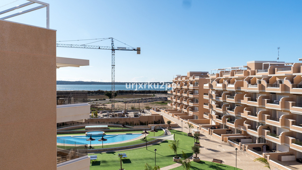 For sale - 3 Bedroom 2 Bathroom Apartment - Penthouse in Guardamar del Segura - Guardamar del Segura Centro  - Alicante