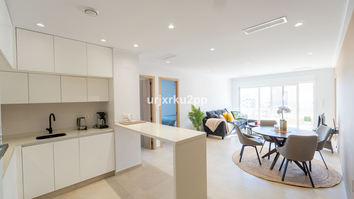 For sale - 3 Bedroom 2 Bathroom Apartment - Penthouse in Guardamar del Segura - Guardamar del Segura Centro  - Alicante