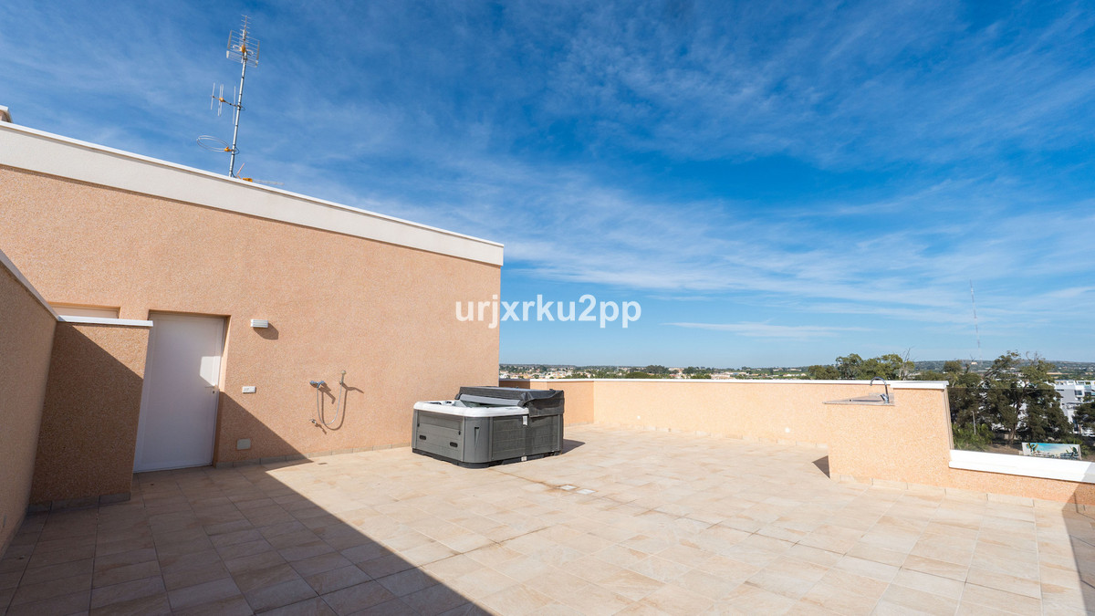For sale - 3 Bedroom 2 Bathroom Apartment - Penthouse in Guardamar del Segura - Guardamar del Segura Centro  - Alicante