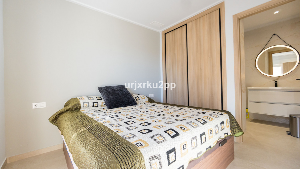 For sale - 3 Bedroom 2 Bathroom Apartment - Penthouse in Guardamar del Segura - Guardamar del Segura Centro  - Alicante