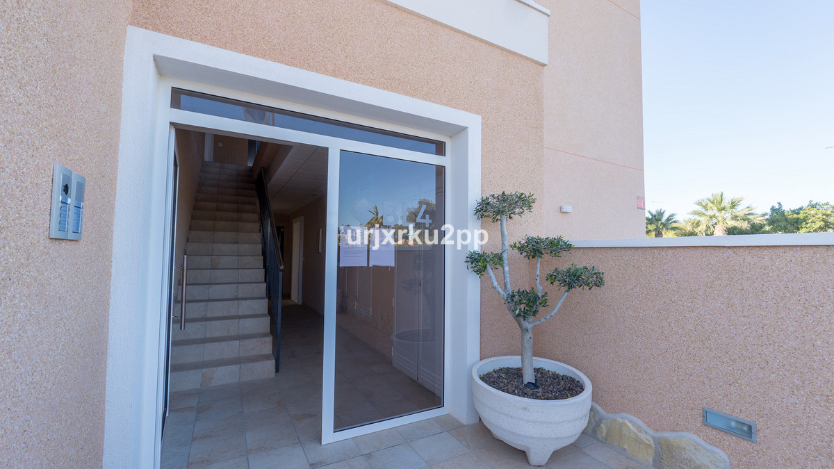 For sale - 3 Bedroom 2 Bathroom Apartment - Penthouse in Guardamar del Segura - Guardamar del Segura Centro  - Alicante