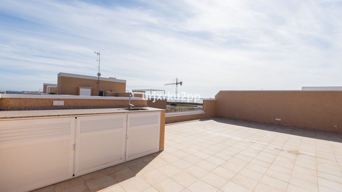 For sale - 3 Bedroom 2 Bathroom Apartment - Penthouse in Guardamar del Segura - Guardamar del Segura Centro  - Alicante
