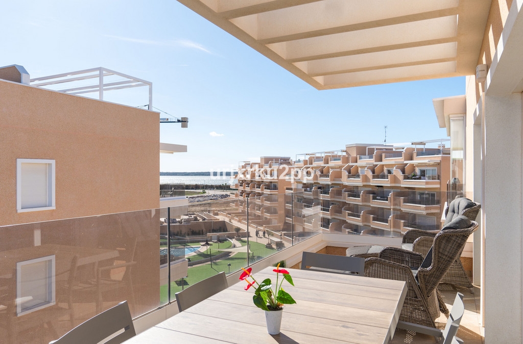 3 Bedroom 2 Bathroom Apartment - Penthouse in Guardamar del Segura