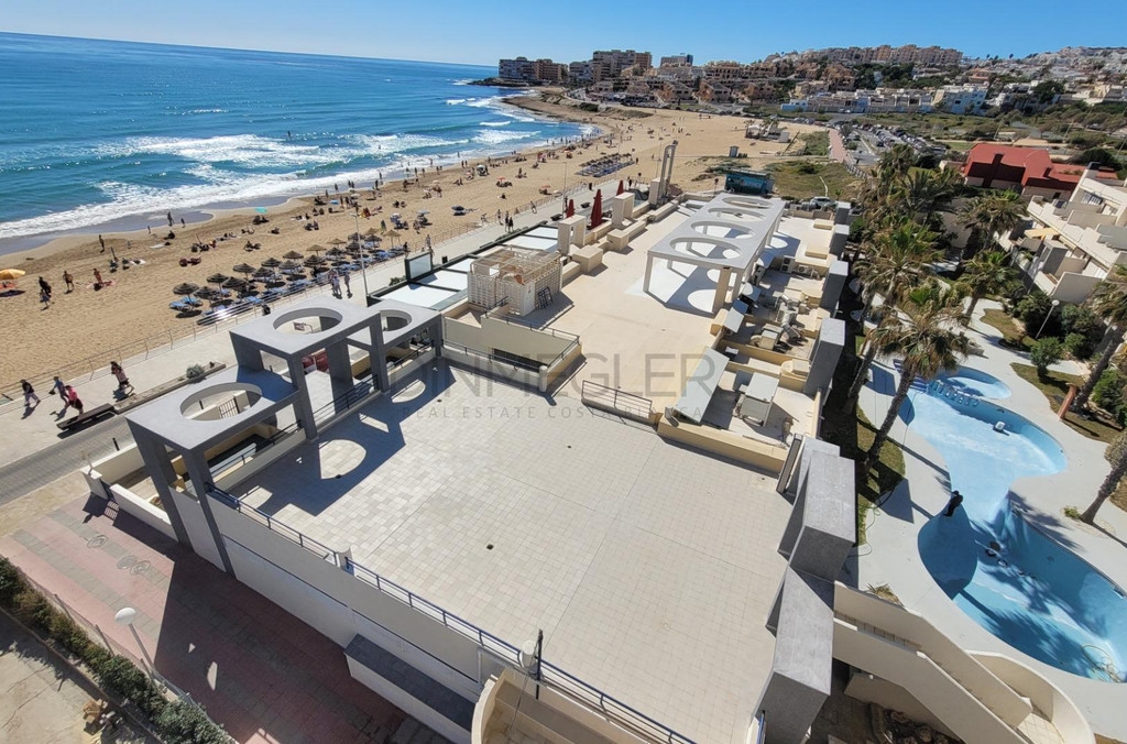 2 Bedroom 1 Bathroom Apartment - Middle Floor Apartment in Torrevieja