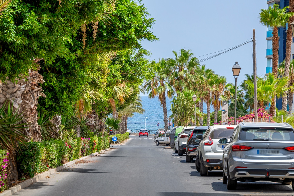 For sale - 2 Bedroom 2 Bathroom Apartment - Middle Floor Apartment in Orihuela - Punta Prima  - Alicante