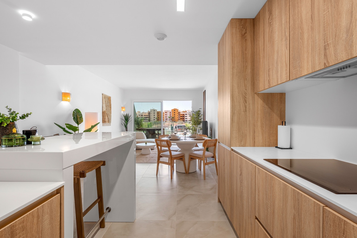 For sale - 2 Bedroom 2 Bathroom Apartment - Middle Floor Apartment in Orihuela - Punta Prima  - Alicante
