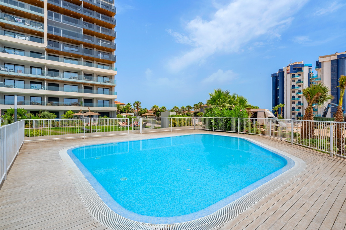 For sale - 2 Bedroom 2 Bathroom Apartment - Middle Floor Apartment in Orihuela - Punta Prima  - Alicante