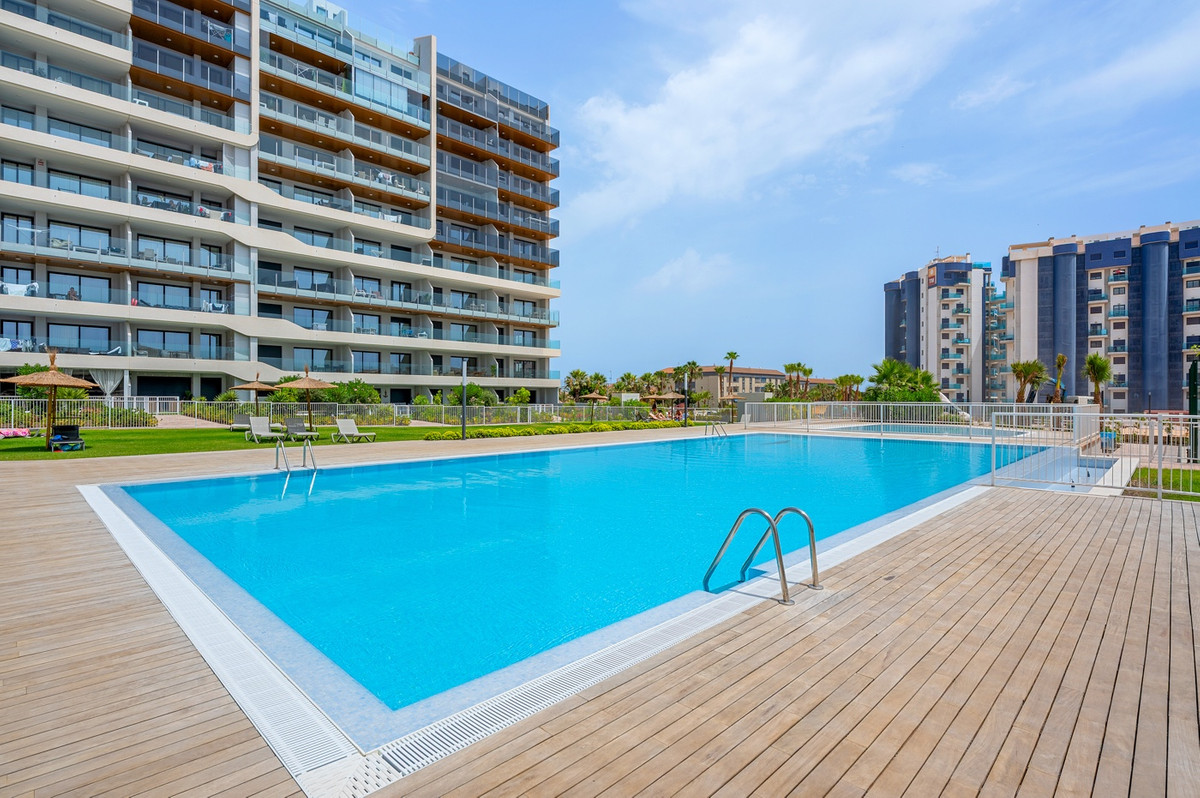 For sale - 2 Bedroom 2 Bathroom Apartment - Middle Floor Apartment in Orihuela - Punta Prima  - Alicante
