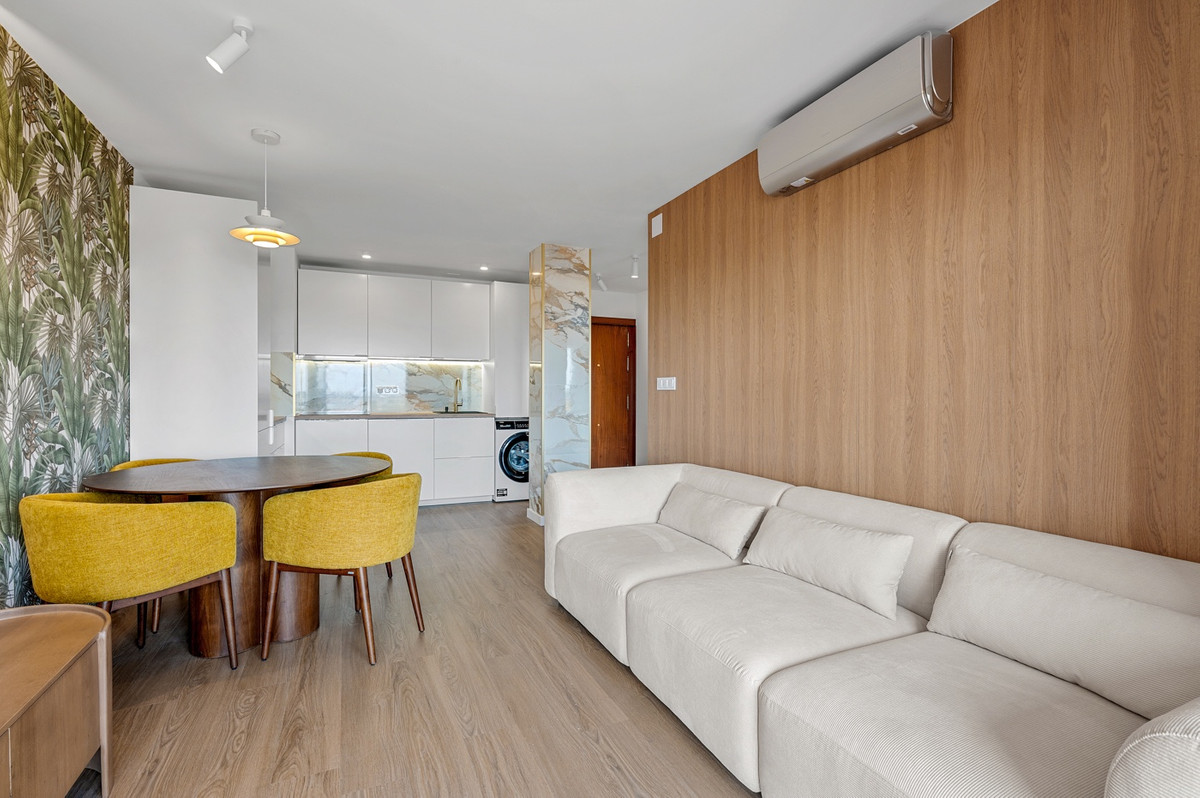 For sale - 2 Bedroom 2 Bathroom Apartment - Middle Floor Apartment in Orihuela - Punta Prima  - Alicante