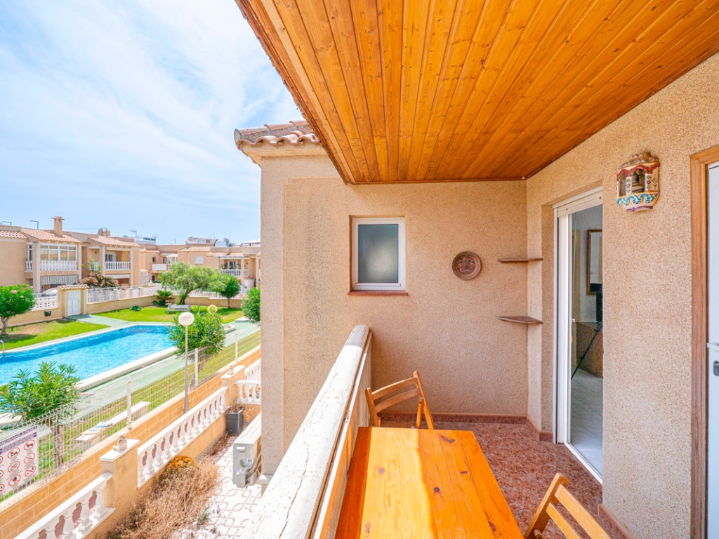 2 Bedroom 1 Bathroom Apartment - Top Floor Apartment in Torrevieja