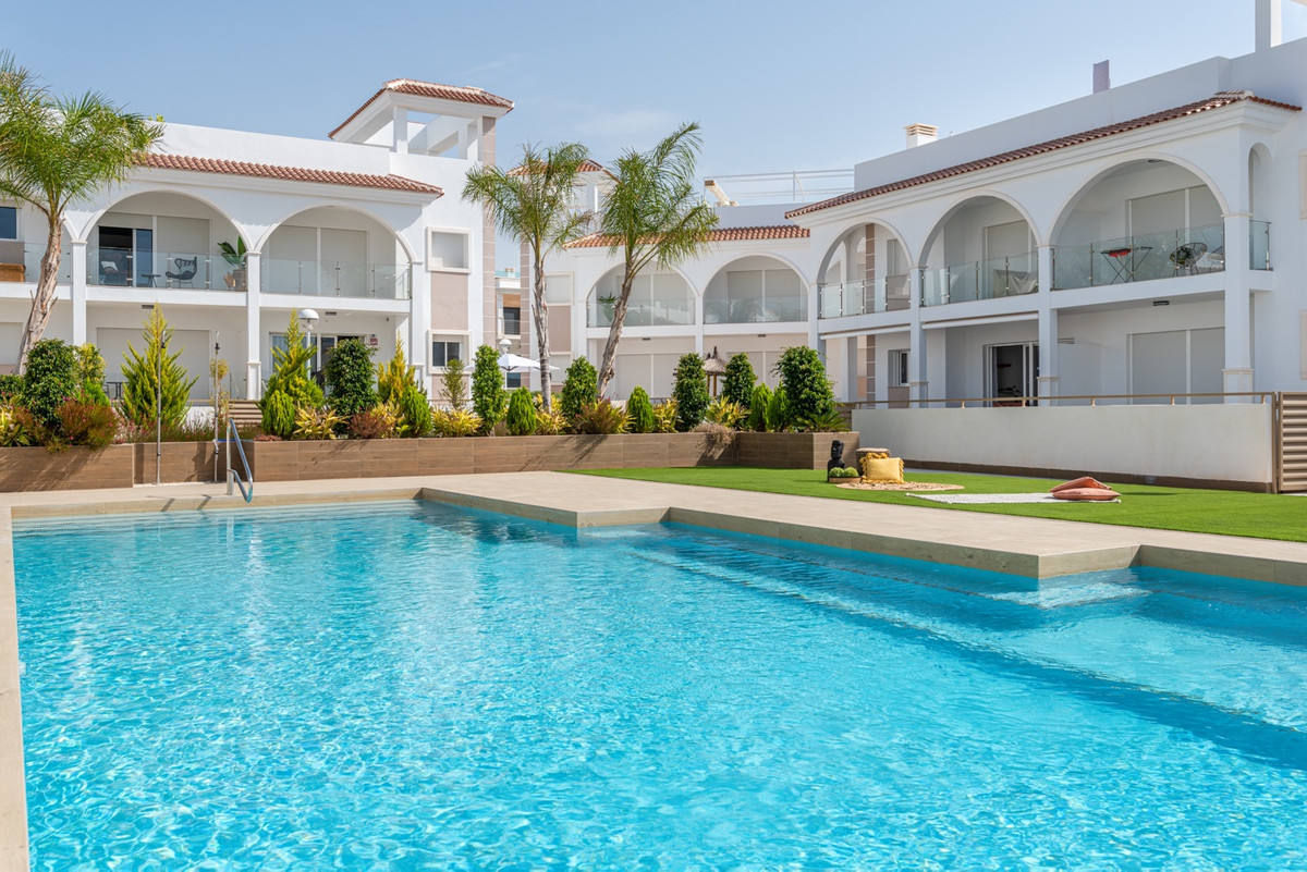 For sale - 2 Bedroom 2 Bathroom Apartment - Penthouse in Rojales - Ciudad Quesada  - Alicante