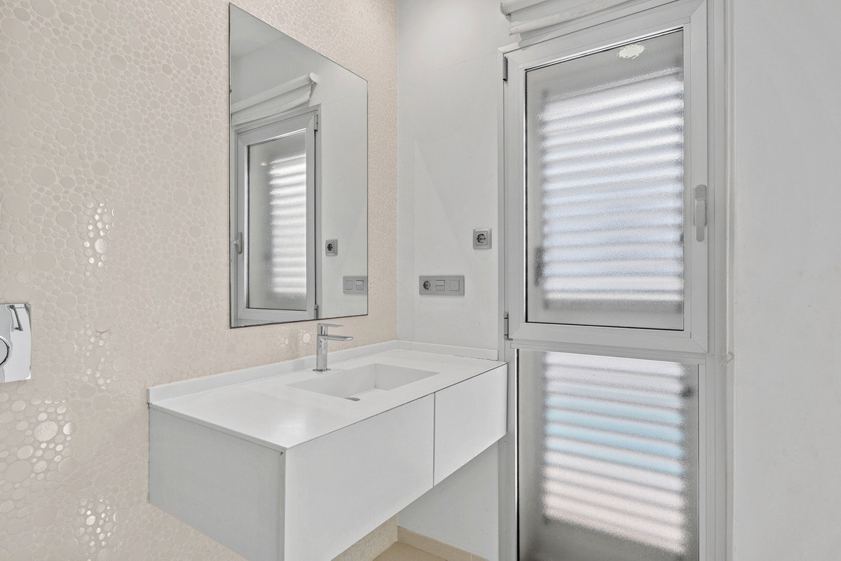 For sale - 3 Bedroom 2 Bathroom House - Detached Villa in Rojales - Ciudad Quesada  - Alicante